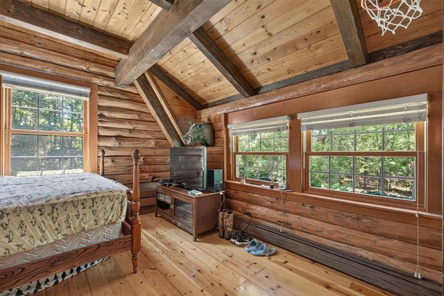 82 Hornbine Rd, Rehoboth, MA 02769