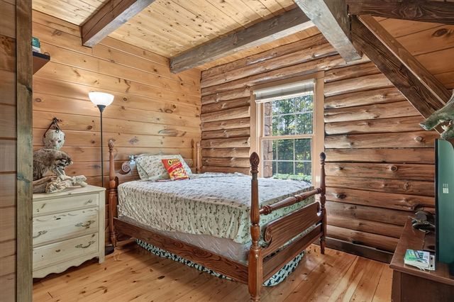 82 Hornbine Rd, Rehoboth, MA 02769