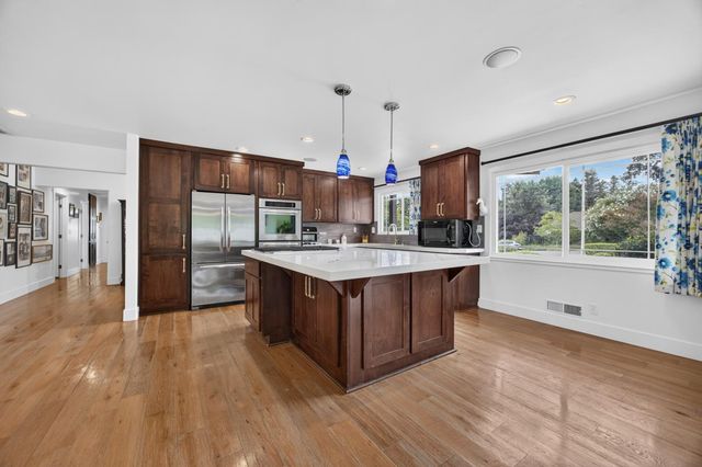 211 Callnon Ct, Sacramento, CA 95864