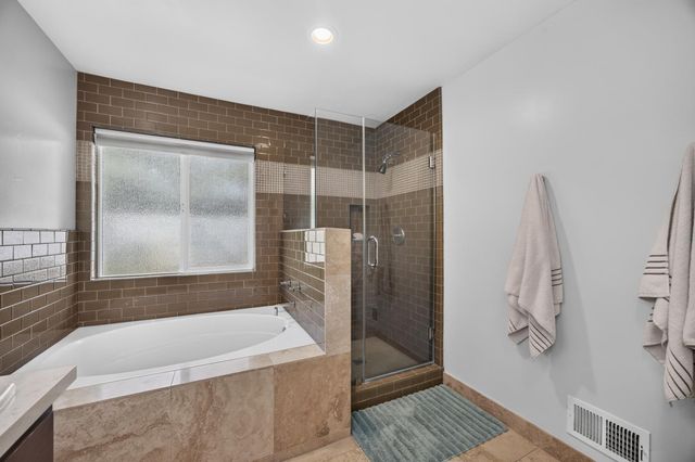 211 Callnon Ct, Sacramento, CA 95864