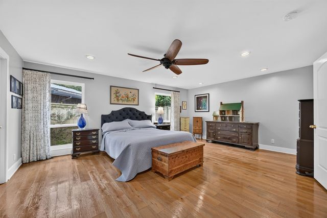211 Callnon Ct, Sacramento, CA 95864