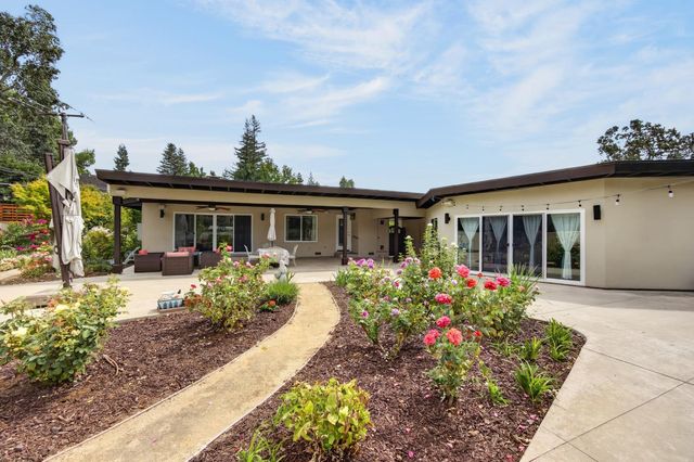 211 Callnon Ct, Sacramento, CA 95864