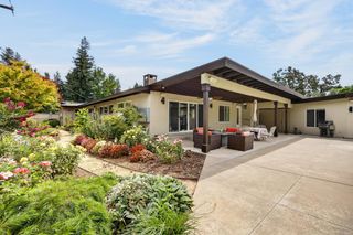 211 Callnon Ct, Sacramento, CA 95864