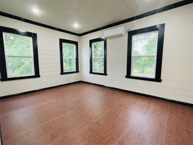 2187 Franklin Street, Beaumont, TX 77701