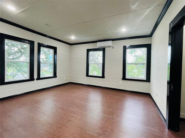 2187 Franklin Street, Beaumont, TX 77701