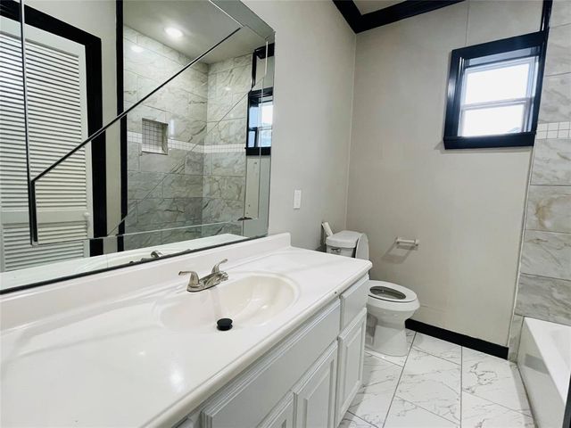 2187 Franklin Street, Beaumont, TX 77701