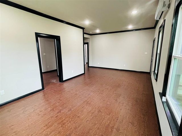 2187 Franklin Street, Beaumont, TX 77701