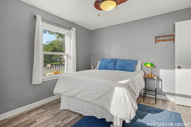 297 W 30th Street, Holland City, MI 49423