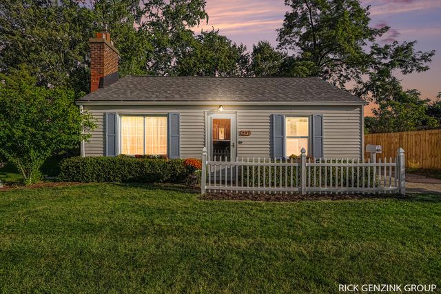 297 W 30th Street, Holland City, MI 49423