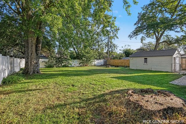 297 W 30th Street, Holland City, MI 49423