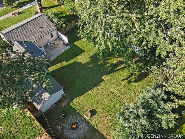 297 W 30th Street, Holland City, MI 49423