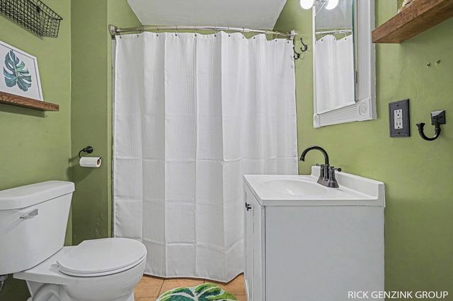 297 W 30th Street, Holland City, MI 49423
