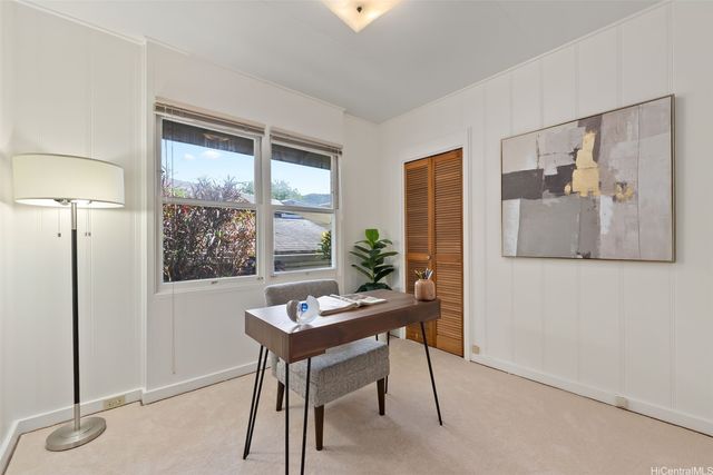 2947 Manoa Road, Honolulu, HI 96822