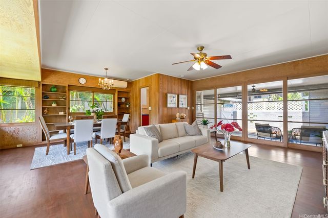 2947 Manoa Road, Honolulu, HI 96822