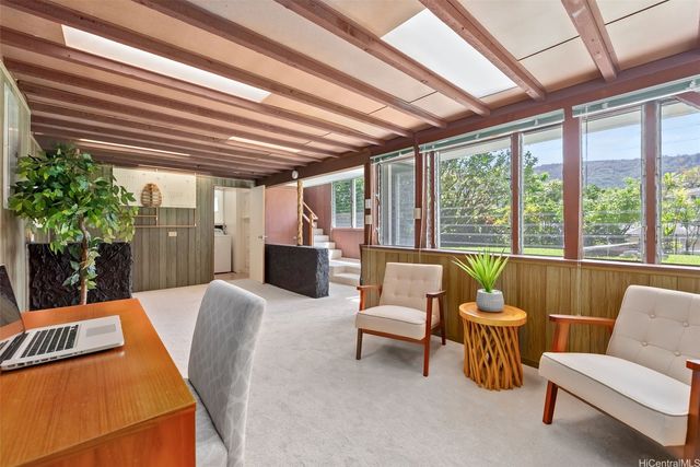 2947 Manoa Road, Honolulu, HI 96822