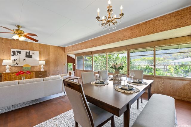 2947 Manoa Road, Honolulu, HI 96822