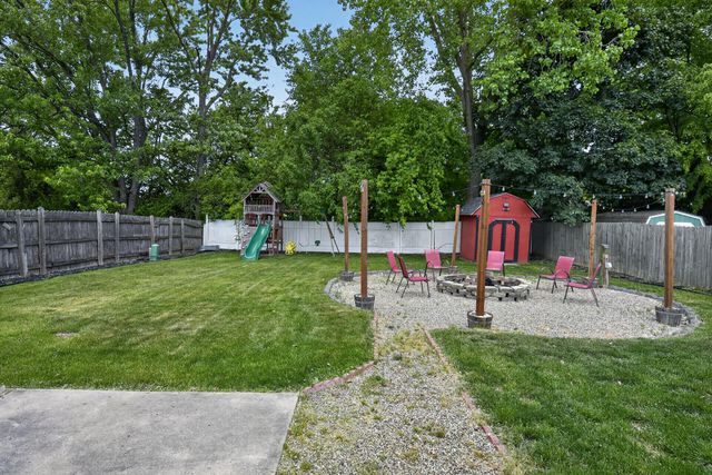 25186 Anna Street, Taylor, MI 48180