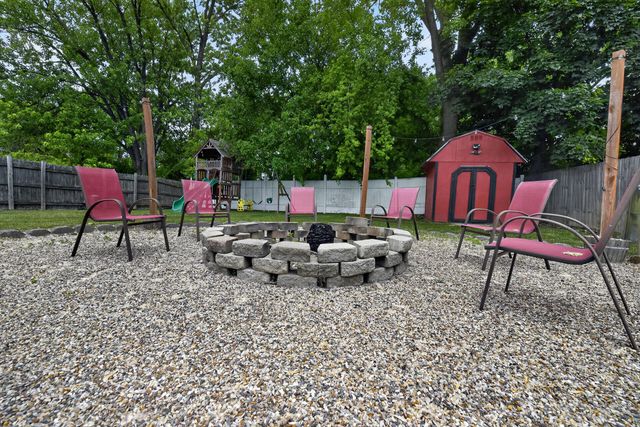 25186 Anna Street, Taylor, MI 48180