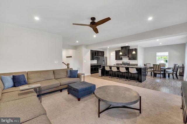 220 FELIX DR, Newark, DE 19713