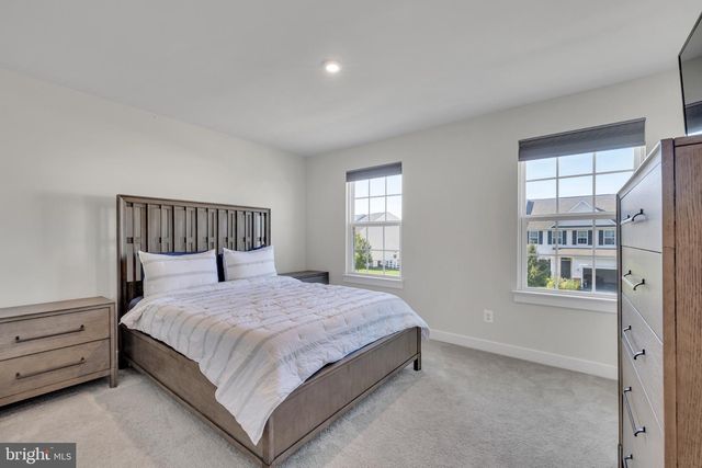 220 FELIX DR, Newark, DE 19713