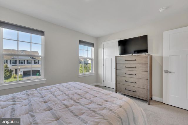 220 FELIX DR, Newark, DE 19713