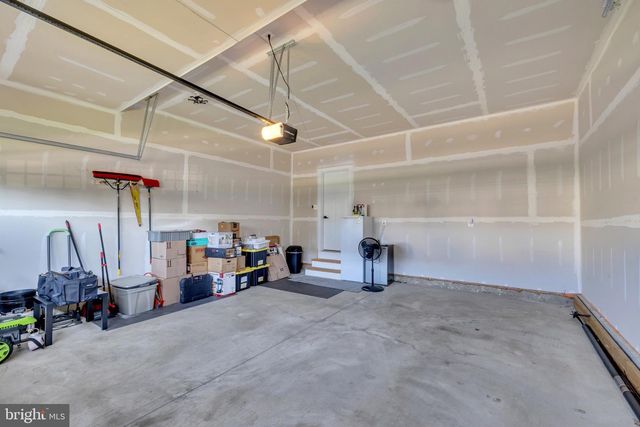 220 FELIX DR, Newark, DE 19713