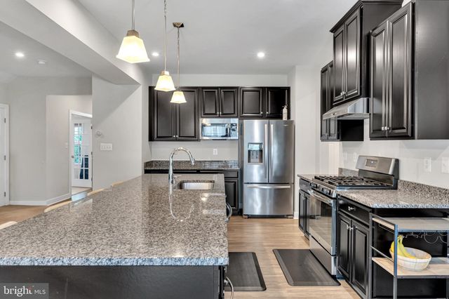 220 FELIX DR, Newark, DE 19713