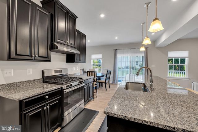 220 FELIX DR, Newark, DE 19713