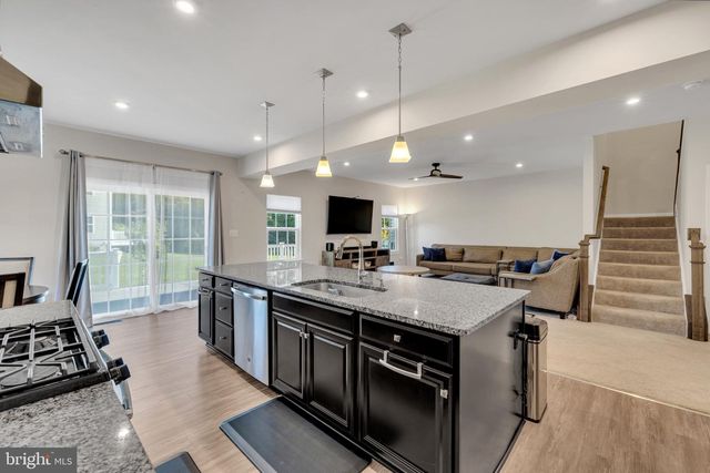 220 FELIX DR, Newark, DE 19713