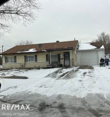 6611 Sally Court, Flint, MI 48505