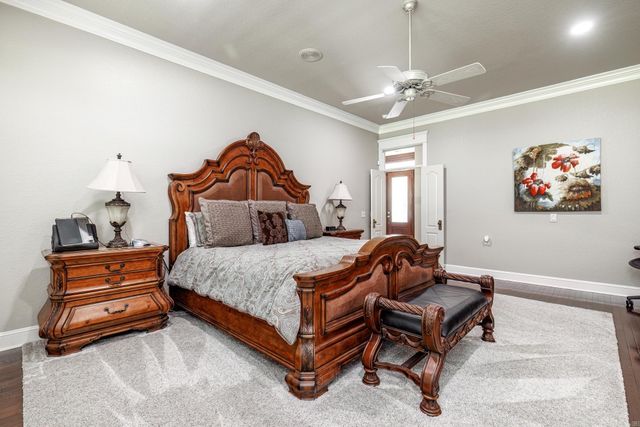 12 Darro Way, Hot Springs Village, AR 71909
