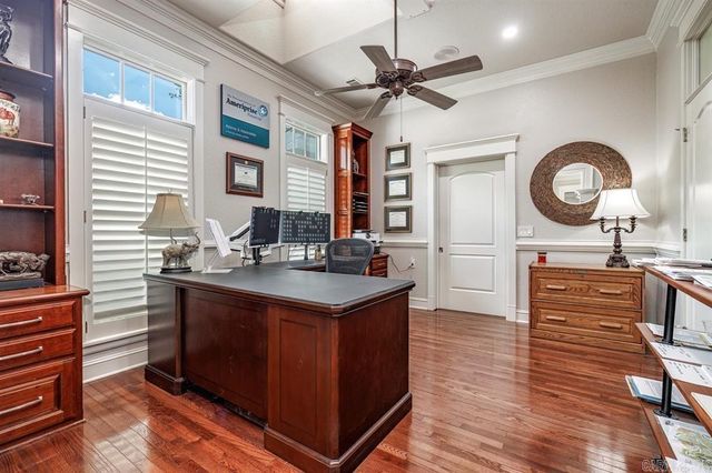 12 Darro Way, Hot Springs Village, AR 71909