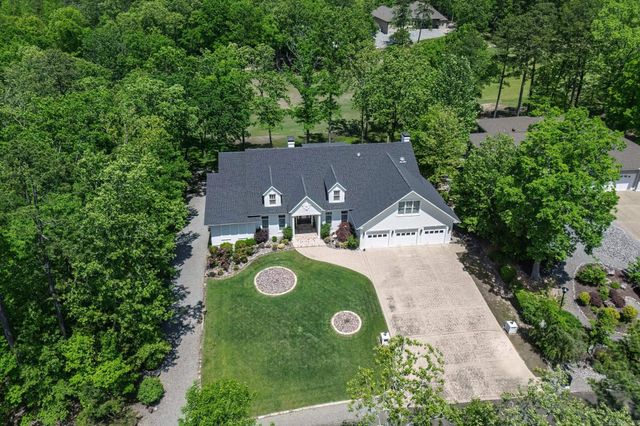 12 Darro Way, Hot Springs Village, AR 71909