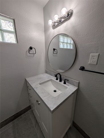 2423 Maryland Avenue, Dallas, TX 75216