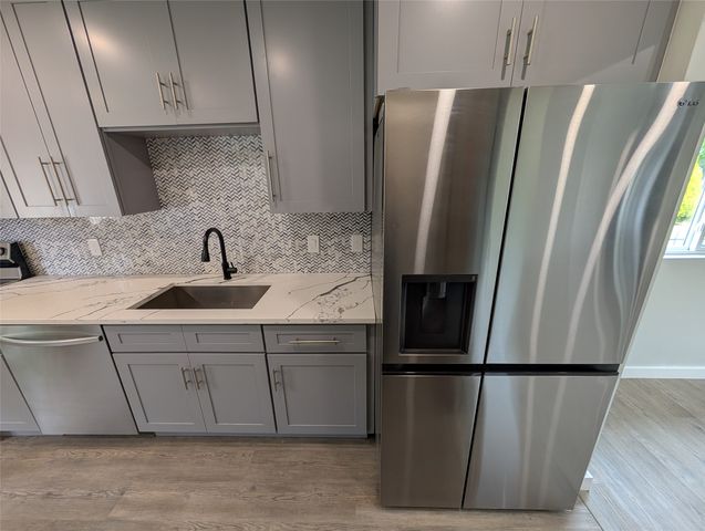 2423 Maryland Avenue, Dallas, TX 75216