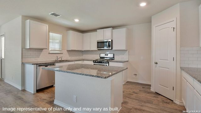 139 Bruce Cv, Mico, TX 78056
