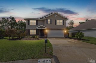 8725 Bradfield Dr, Pensacola, FL 32507