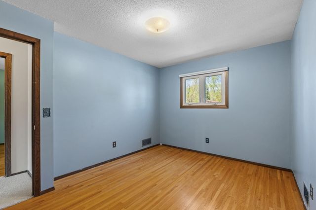 648 91st Avenue NE, Blaine, MN 55434