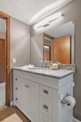 648 91st Avenue NE, Blaine, MN 55434