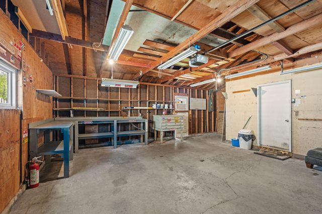 648 91st Avenue NE, Blaine, MN 55434