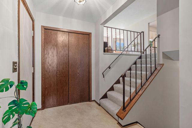 648 91st Avenue NE, Blaine, MN 55434