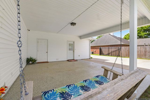 10197 Webb Rd, Hammond, LA 70403