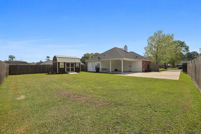 10197 Webb Rd, Hammond, LA 70403