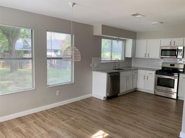 1604 Middleway RD, Pflugerville, TX 78660
