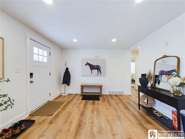 6064 Nys Rte 242 East, Ellicottville, NY 14731