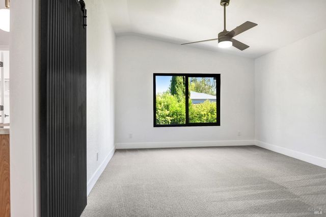 690 Hudson Ct, Sonoma, CA 95476