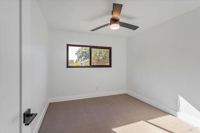 690 Hudson Ct, Sonoma, CA 95476