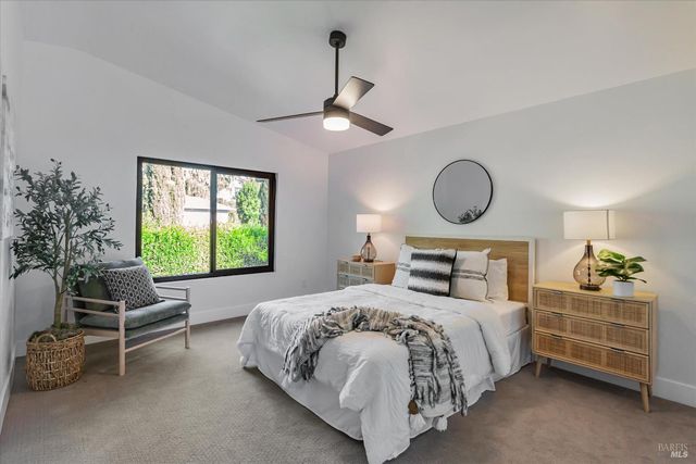 690 Hudson Ct, Sonoma, CA 95476