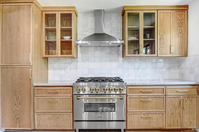 690 Hudson Ct, Sonoma, CA 95476