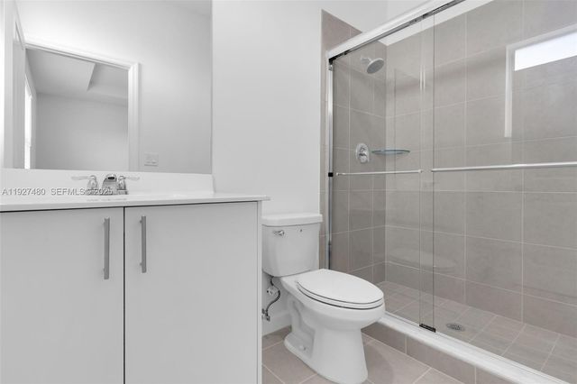 2665 SE 28th St, Homestead, FL 33035